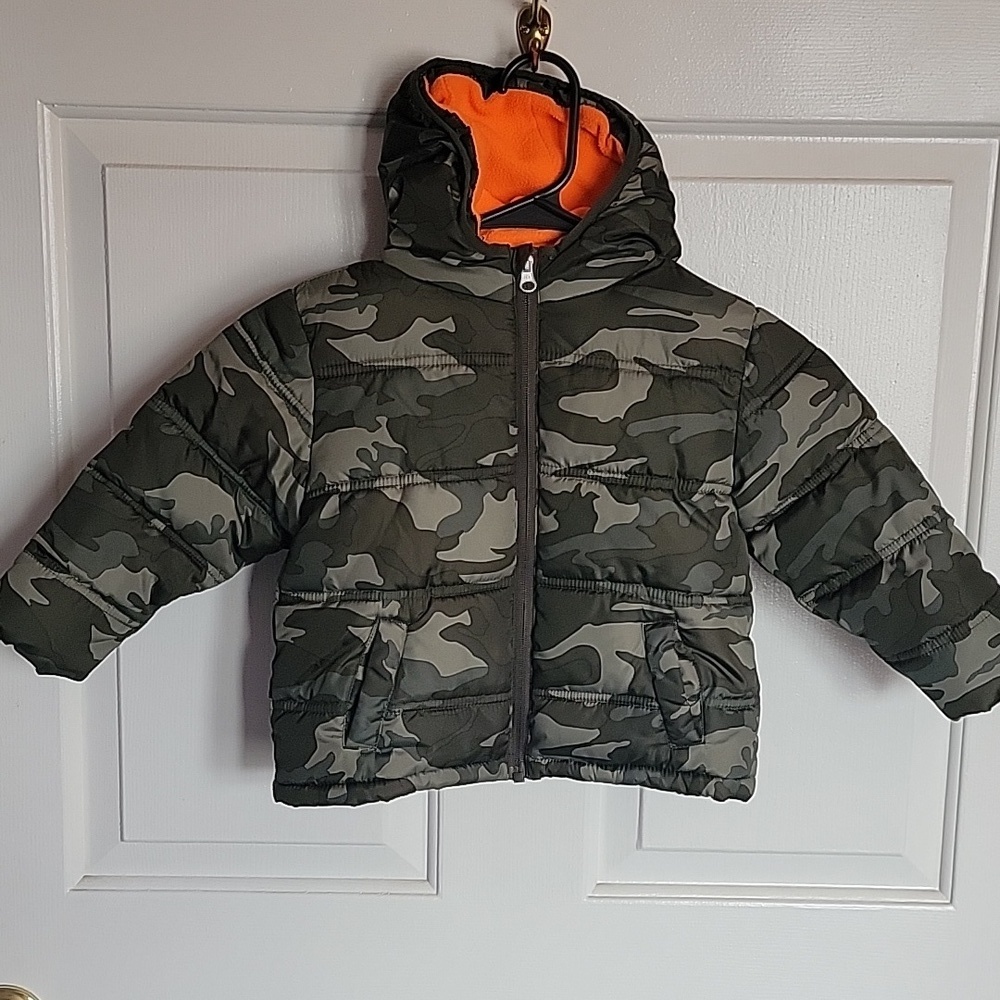 Healthtex boys 24 months, camouflage puffer coat.
